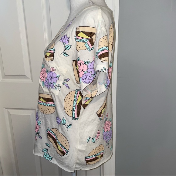 Wildfox Hamburger Floral V-Neck Shirt - Picture 5 of 10